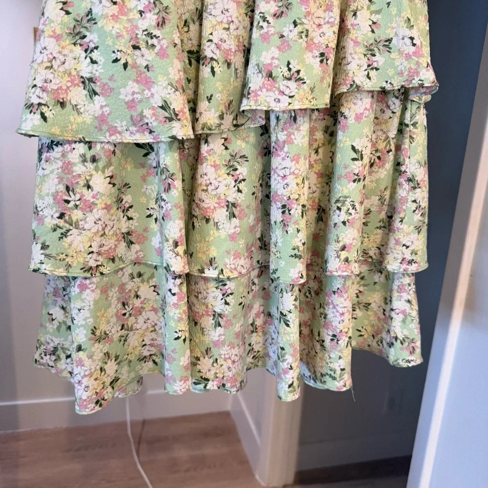 BCBGeneration Ditsy Floral Smocked Waist Tiered Skirt Ruffle Mini Dress Sz Large - Picture 7 of 13